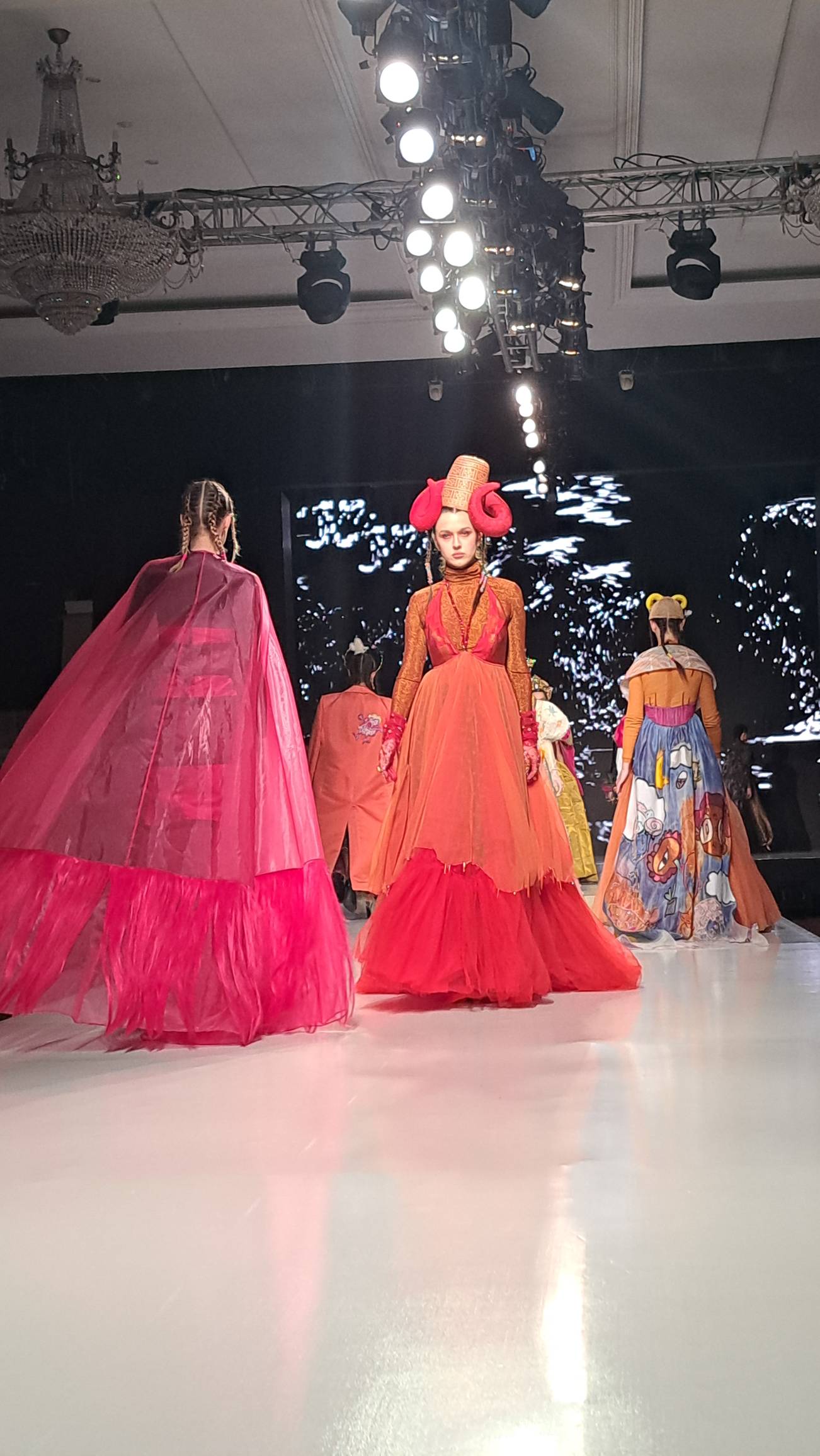 Международные дизайнеры приняли участие в Modest Fashion Day в Казани