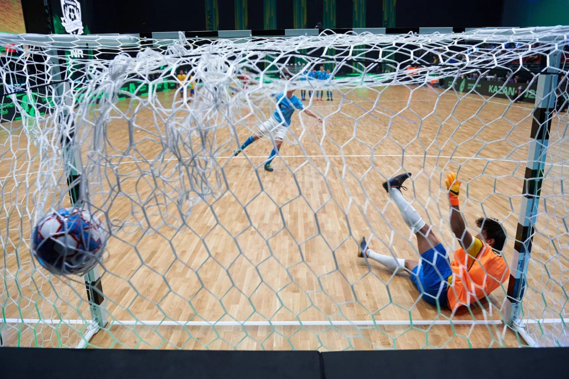 Бразильская команда победила в турнире по фиджитал-футболу в Казани